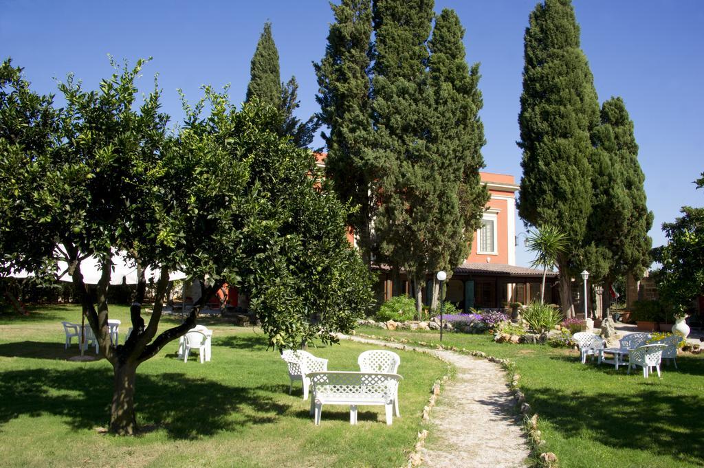 Agriturismo Santa Chiara Alezio Exteriör bild